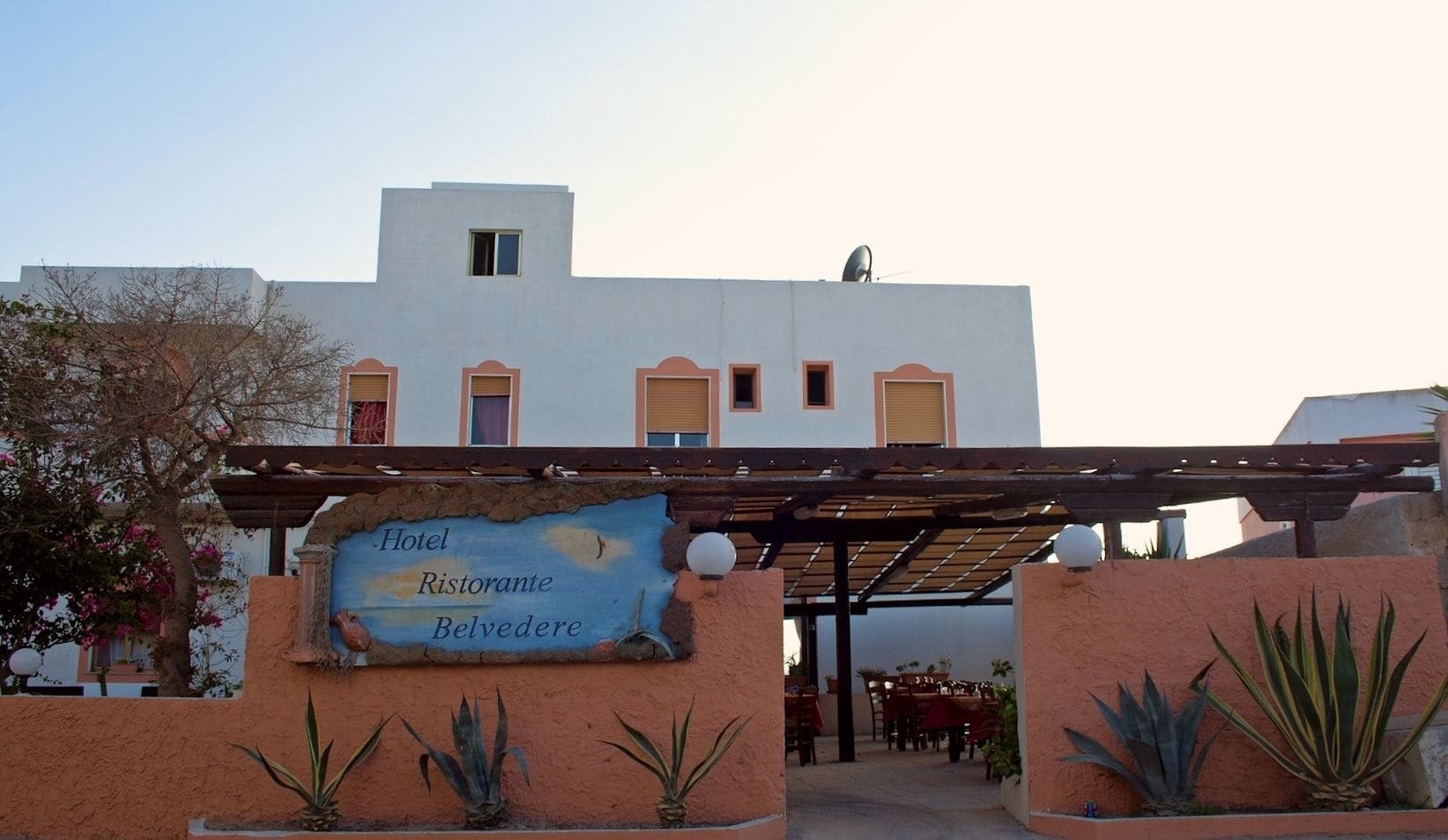 Hotel Belvedere LMP Zewnętrze zdjęcie